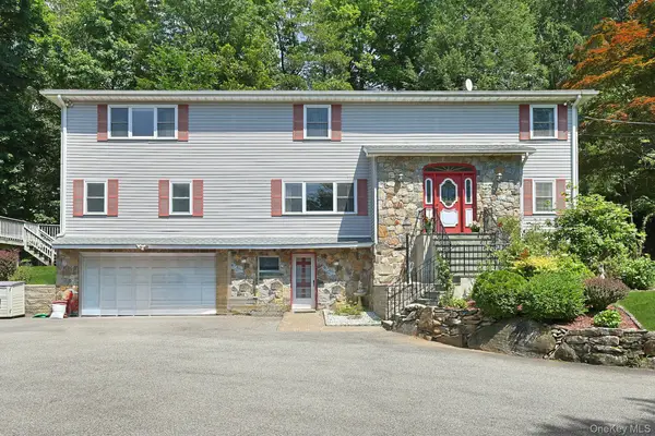 49 Nanny Hagen Road, Thornwood, NY 10594