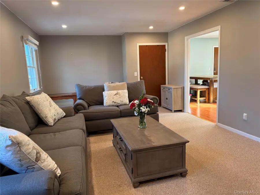 10 Armell Street, Huntington Station, NY 11746 - Image #2