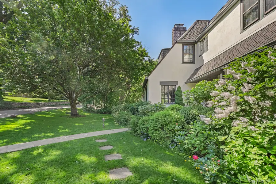 30 Studio Lane, Bronxville, NY 10708 - Image #2