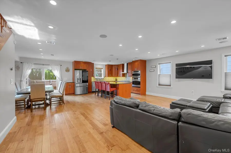 57 Red Ground Road, East Hills, NY 11577 - Image #2