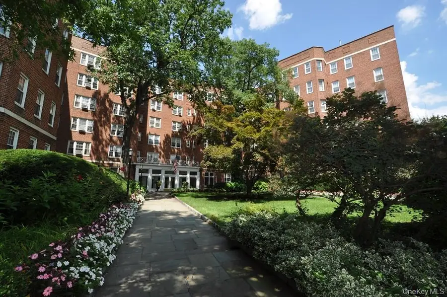 949 Palmer Road #6H, Bronxville, NY 10708 - Image #2