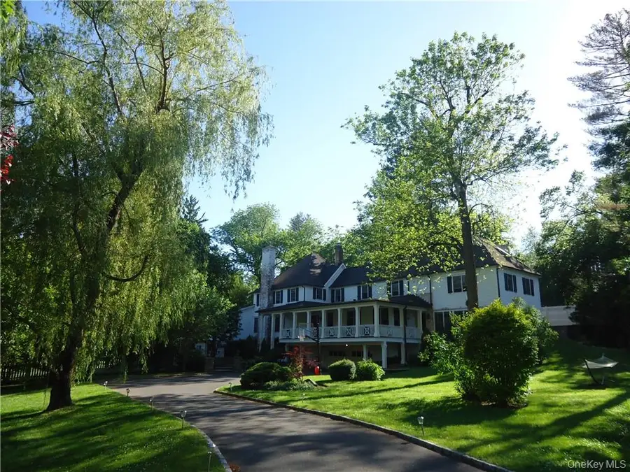 11 Billington Court, Rye, NY 10580 - Image #2