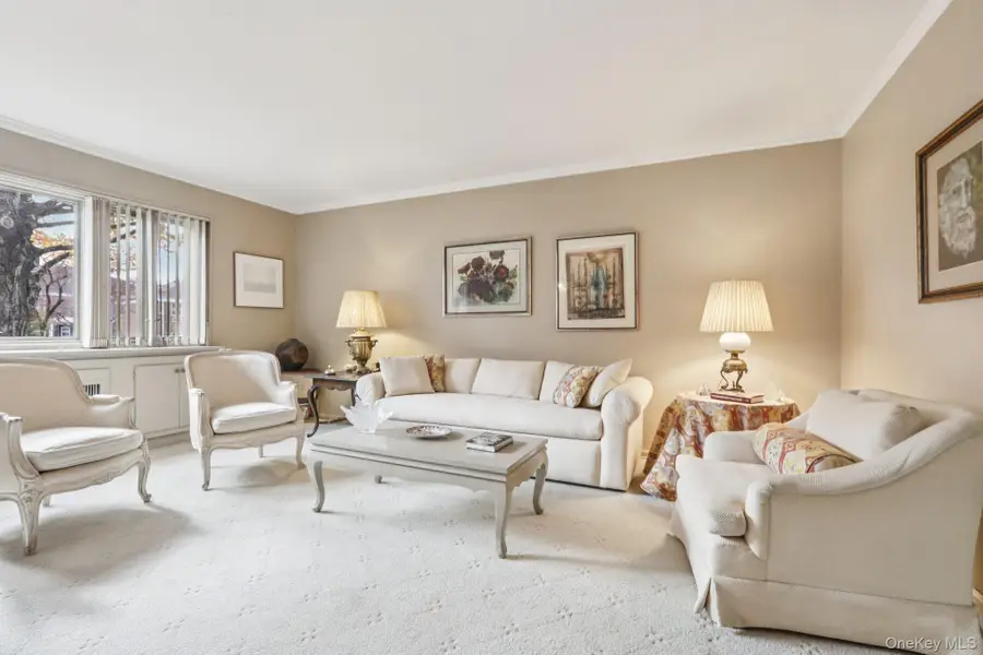 40 Lawrence Drive #A, White Plains, NY 10603 - Image #3