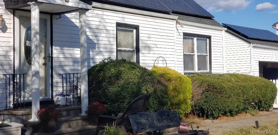 12 Enness Avenue, Bethpage, NY 11714 - Image #3