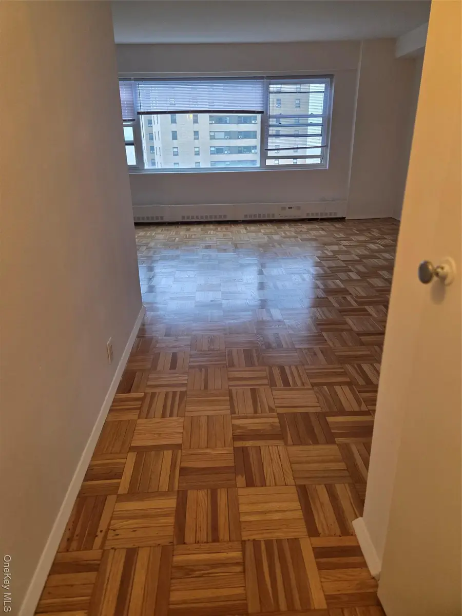 7 N Fordham Hill Oval #12G, Bronx, NY 10468 - Image #2