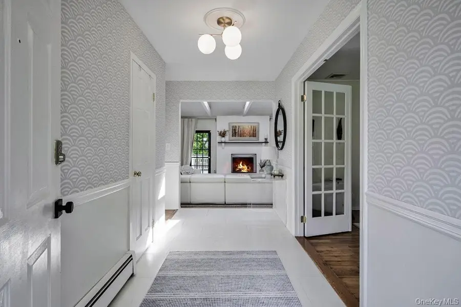 5 Pebble Hill Court, Northport, NY 11768 - Image #3