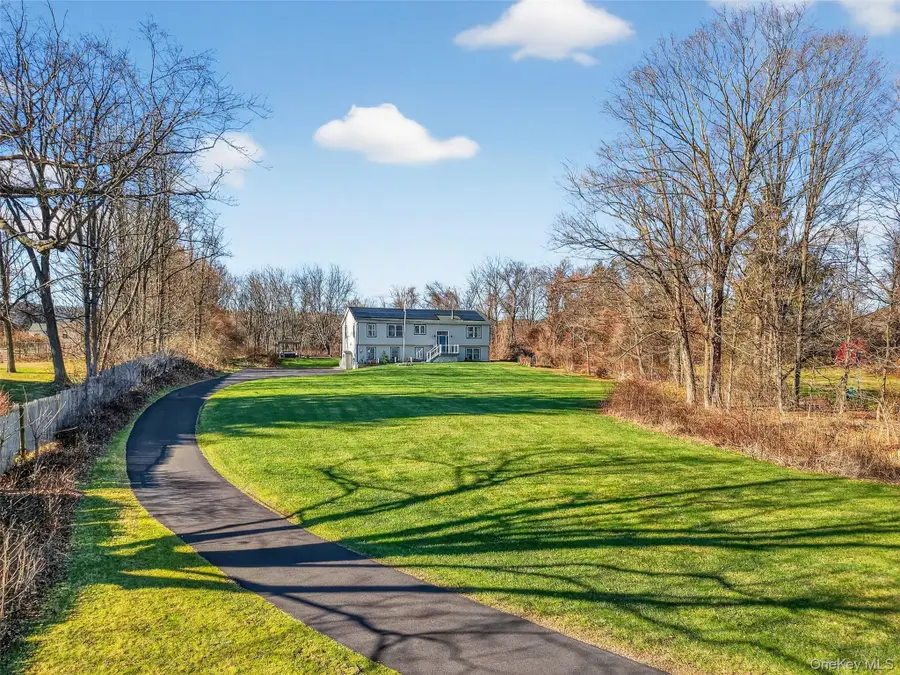 387 Cornwall Hill Road, Patterson, NY 12563 - Image #2