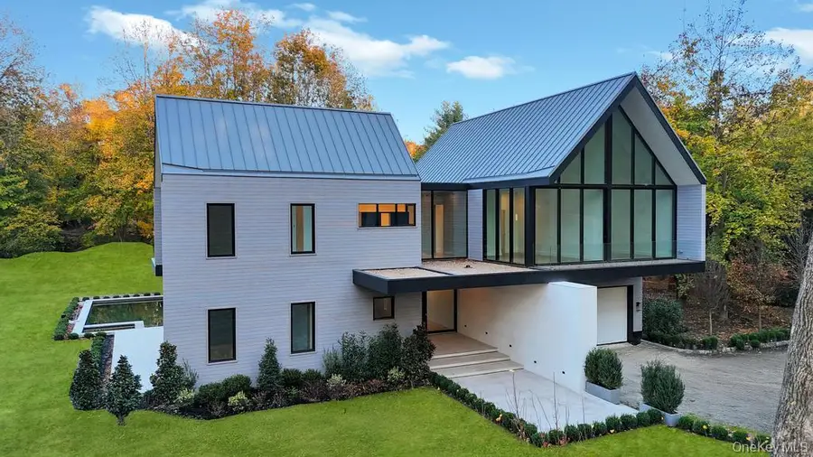 28 Watch Way, Lloyd Harbor, NY 11743 - Image #2