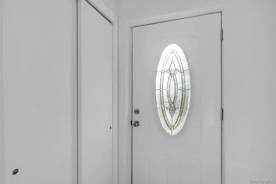 822 Hollywood Avenue, Bronx, NY 10465 - Image #3