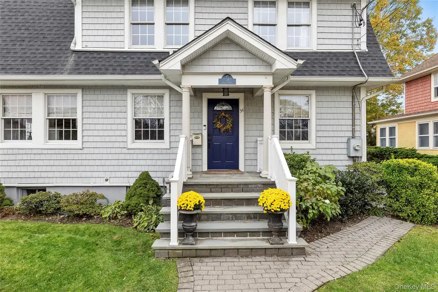 34 Davis Road, Port Washington, NY 11050 - Image #2