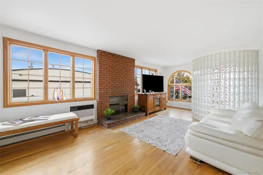 107 1st Place, Bellmore, NY 11710 - Image #3