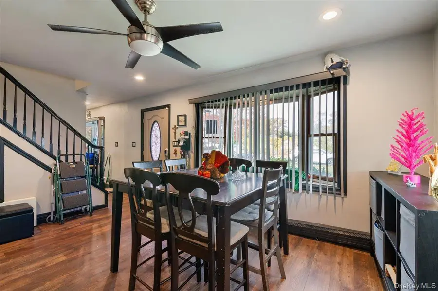 54 Hickory Lane, Levittown, NY 11756 - Image #3