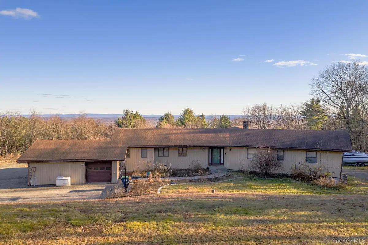 137 Highview Terrace, Bloomingburg, NY 12721 - Image #1