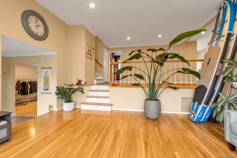 2884 Bay Drive, Merrick, NY 11566 - Image #3