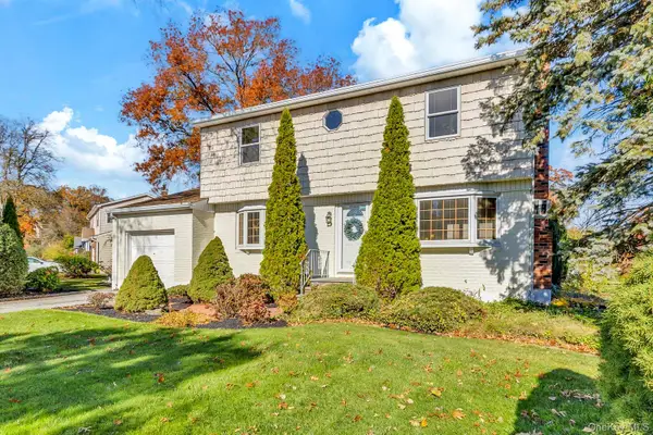 155 Fairview Road, Farmingdale, NY 11735