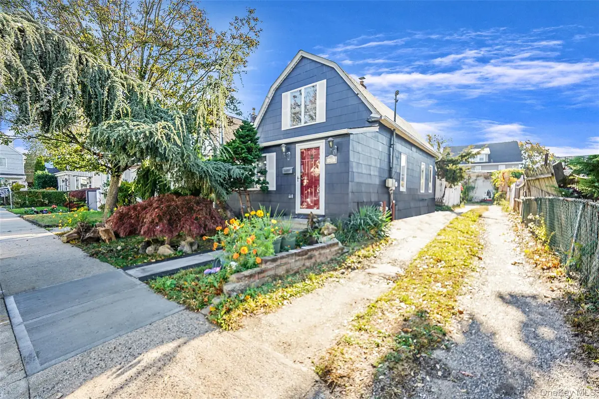 477 Court Avenue, Cedarhurst, NY 11516 - Image #1