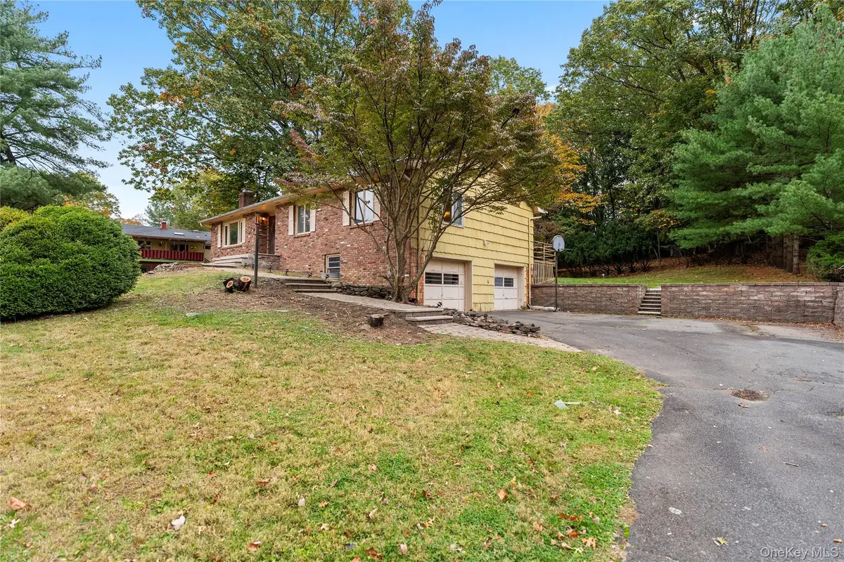 1 Edsam Road, Valley Cottage, NY 10989 - Image #1