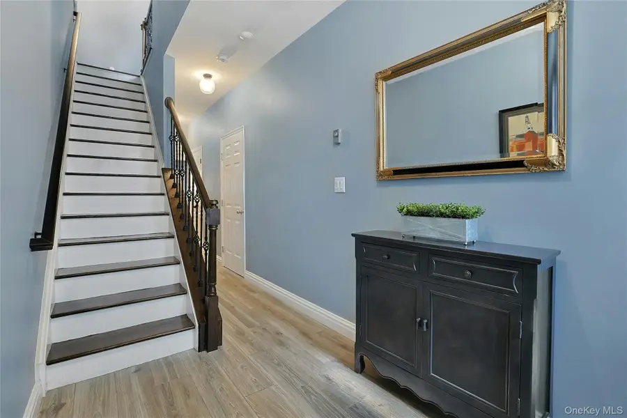 101 Meadow Lane, Nanuet, NY 10954 - Image #3