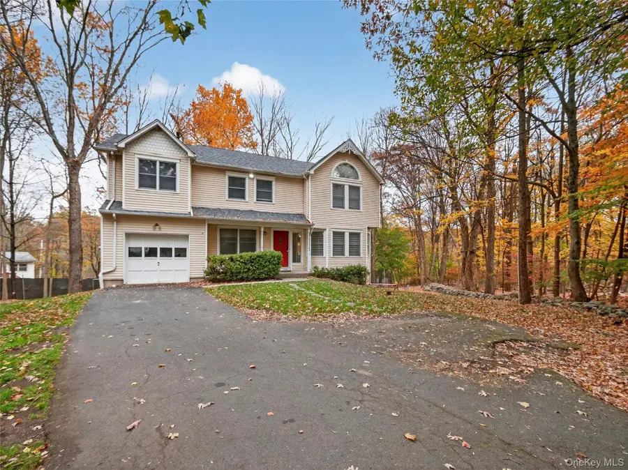 19 Paul Court, Pearl River, NY 10965 - Image #2