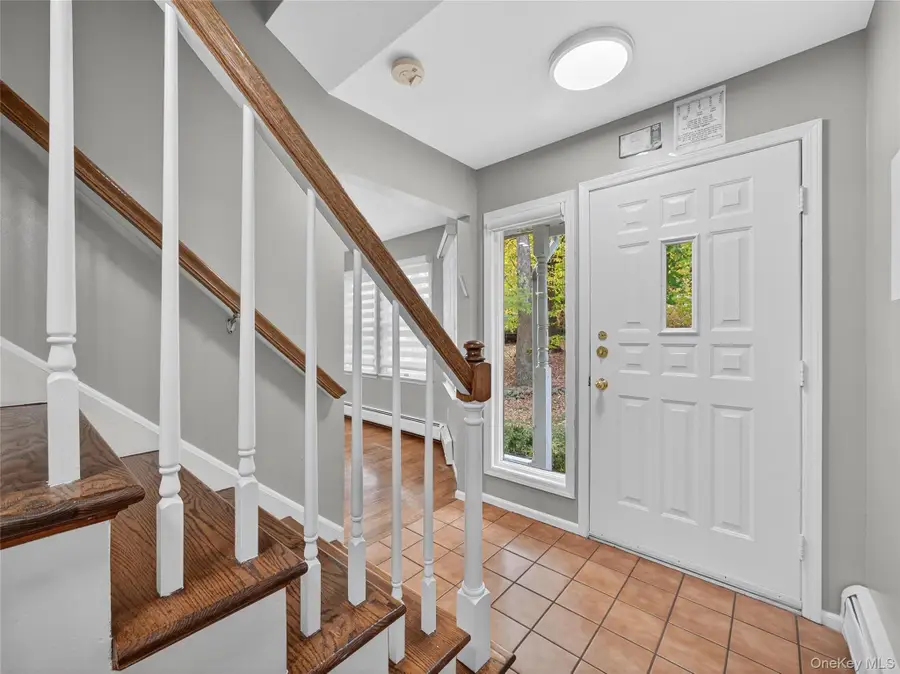 19 Paul Court, Pearl River, NY 10965 - Image #3