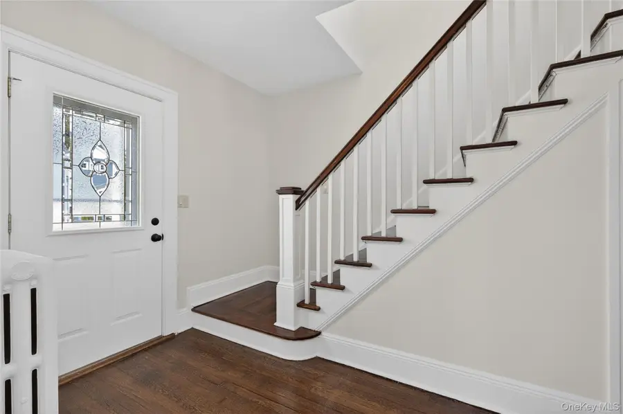 26 W 5th Street, Locust Valley, NY 11560 - #2