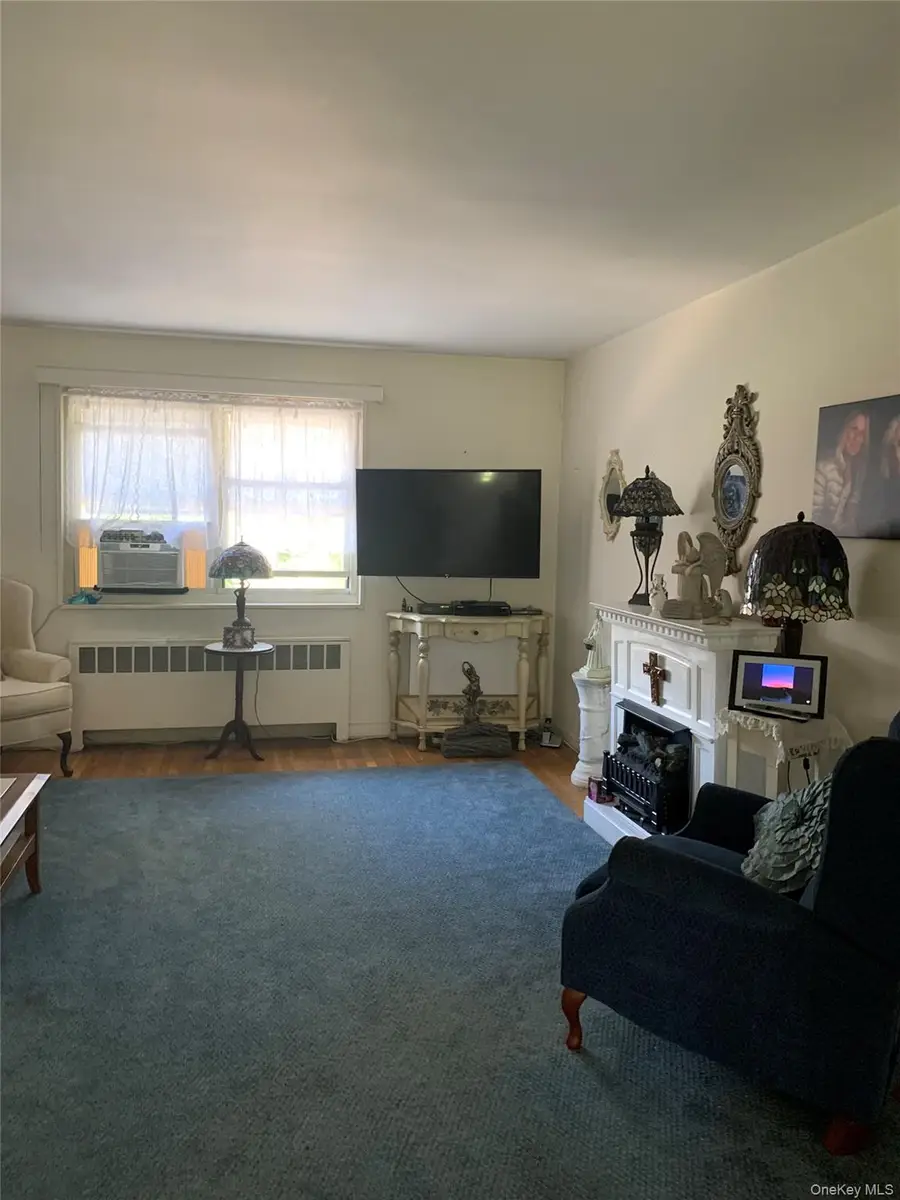 48 Dehaven #2E, Yonkers, NY 10703 - Image #2