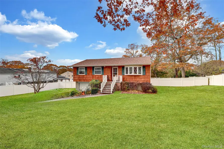 70 Blue Point Road, Selden, NY 11782 - Image #3