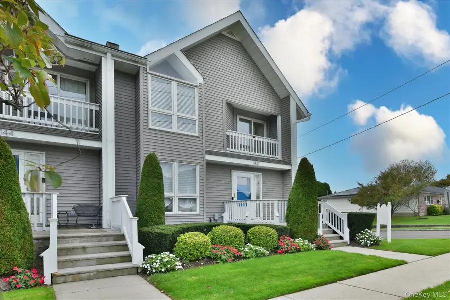 142 I U Willets Road, Albertson, NY 11507 - Image #2