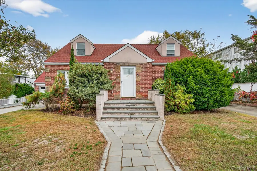 41 Ostend Road, Island Park, NY 11558 - Image #2