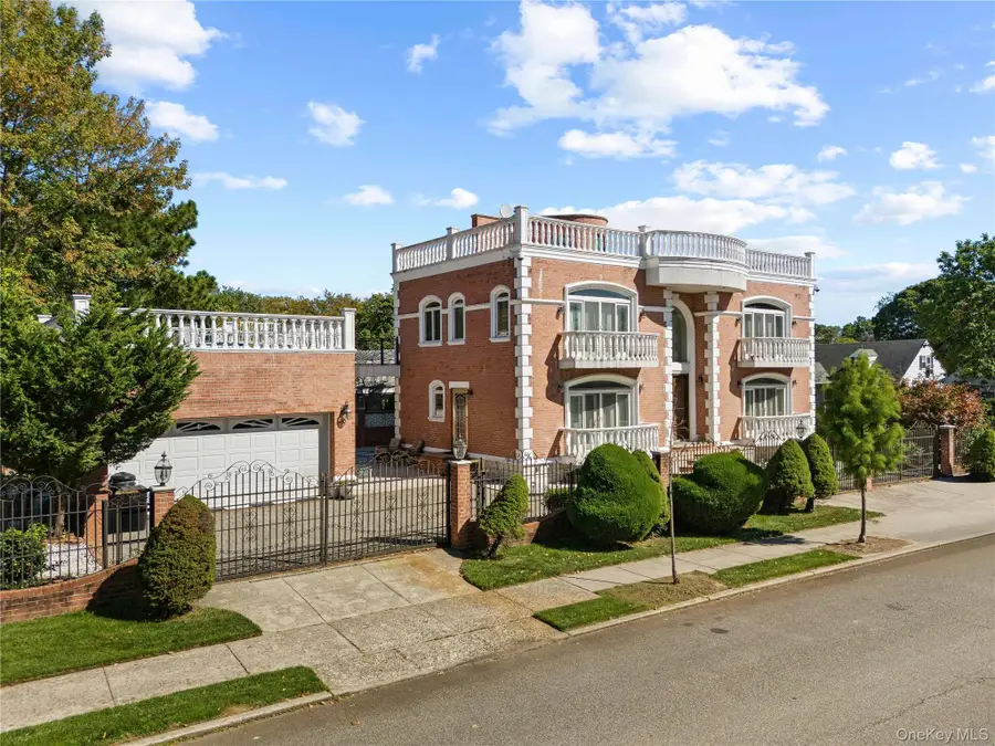 6435 Marathon Parkway, Little Neck, NY 11362 - Image #2