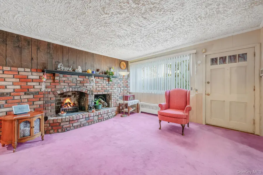 206 W Marshall Street, Hempstead, NY 11550 - Image #2