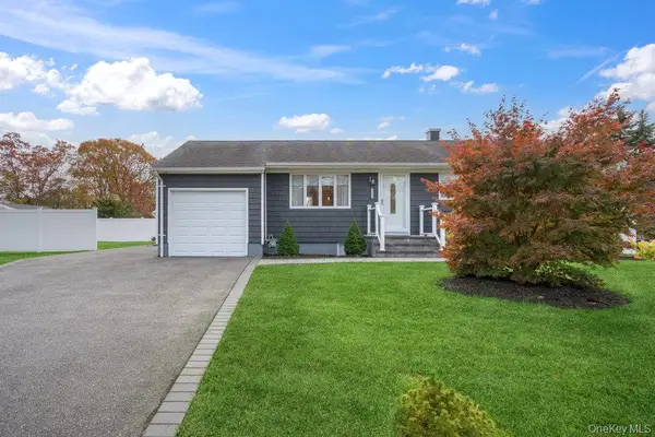 1584 Church Street, Holbrook, NY 11741