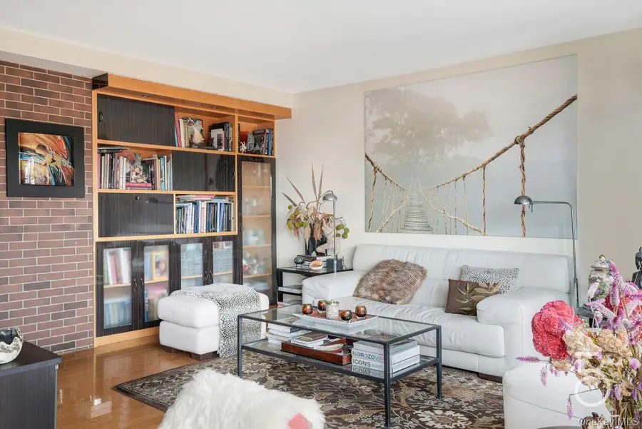 33-47 14th Street #6C, Astoria, NY 11106 - Image #3