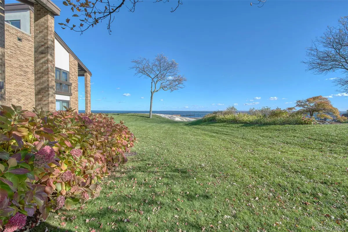 21 Waters Edge #21, Rye, NY 10580 - Image #1