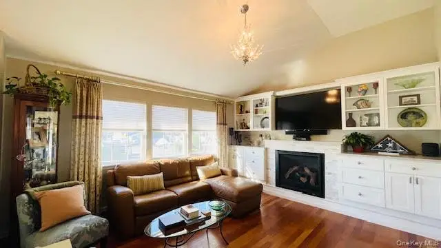 2905 Ocean Avenue, Seaford, NY 11783 - Image #3