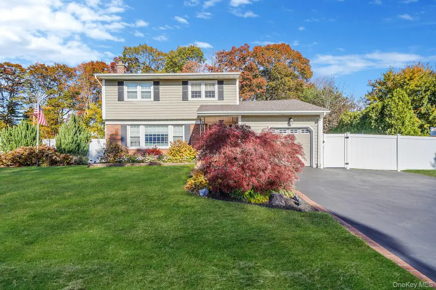 11 Joyce Drive, Hauppauge, NY 11788 - Image #3
