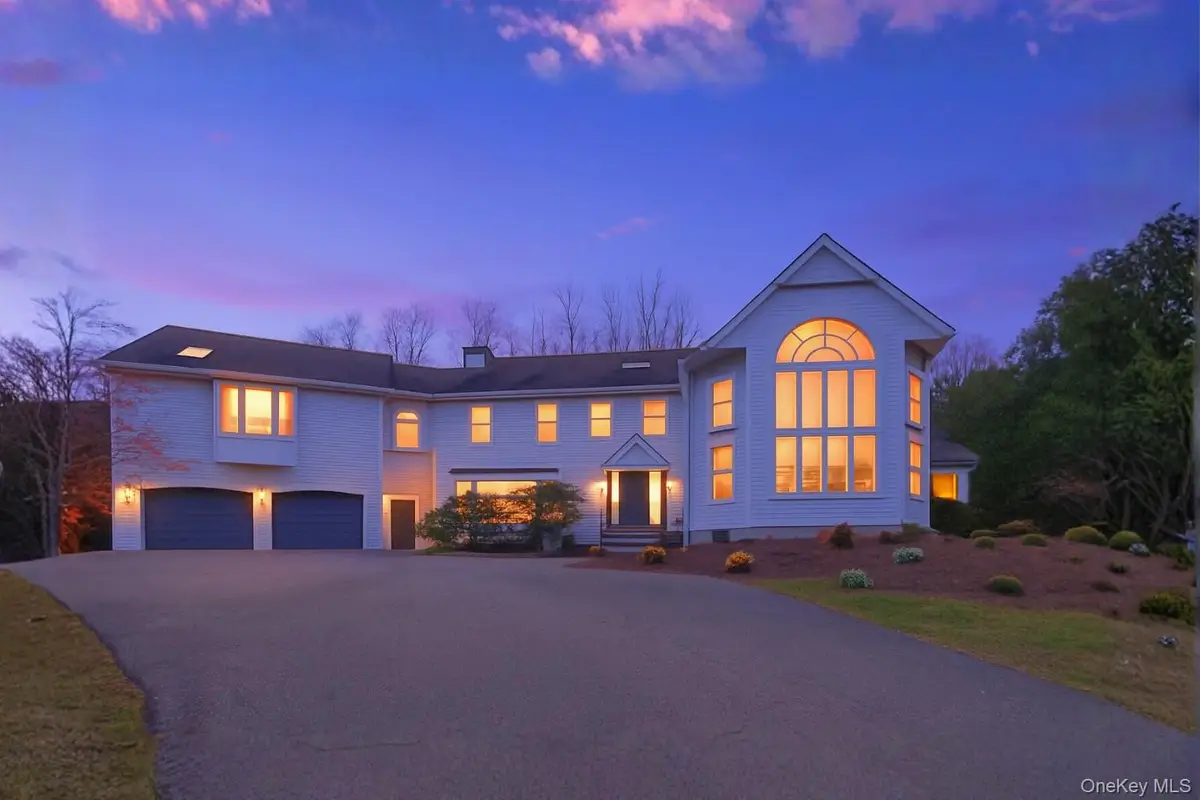 7 Dickson Lane, Bedford Corners, NY 10549 - Image #1