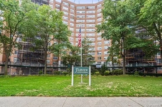 61-20 Grand Central Parkway #A900, Forest Hills, NY 11375 - Image #2