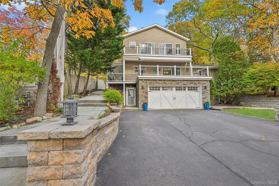 2775 W Creek Avenue, Cutchogue, NY 11935 - Image #2