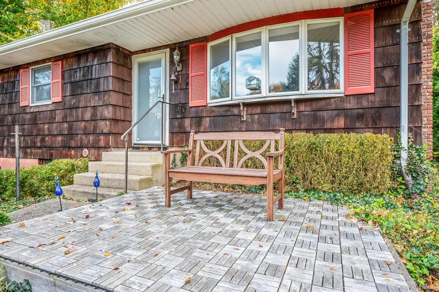 293 Vernon Valley Road, Northport, NY 11768 - Image #3