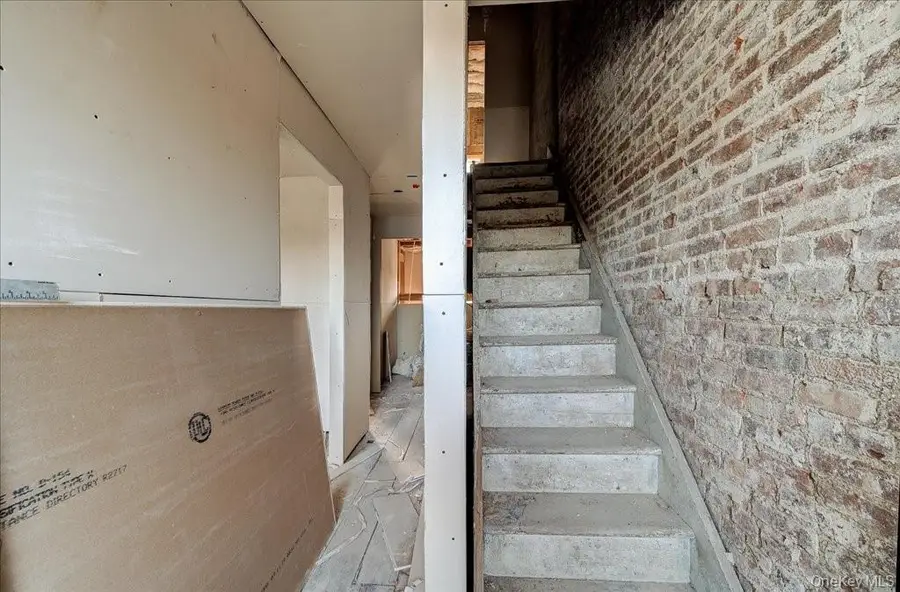 255 Powell Avenue, Newburgh, NY 12550 - Image #2