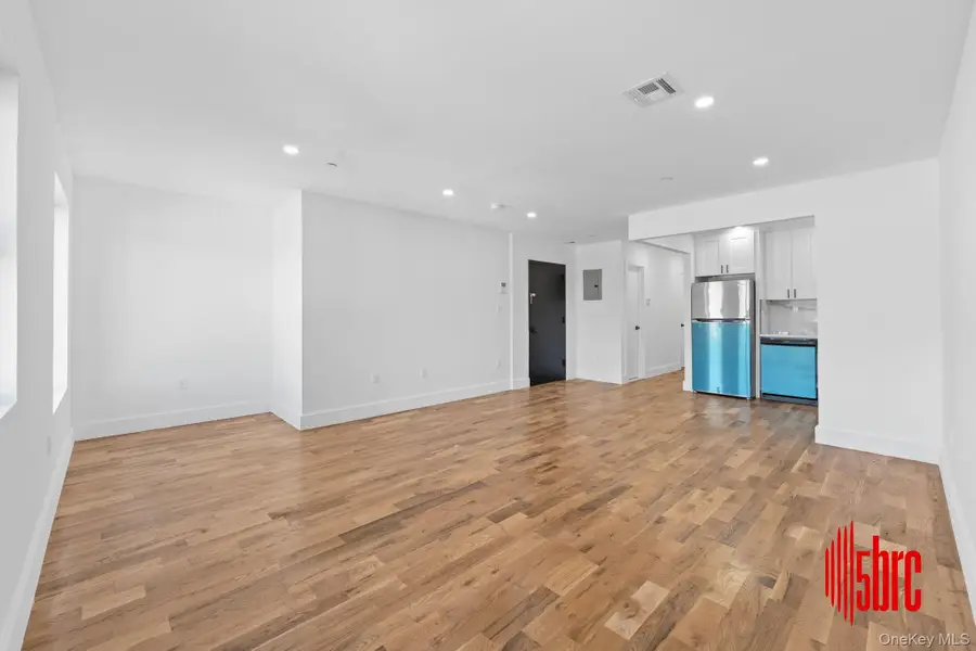 21836 133rd Road, Springfield Gardens, NY 11413 - Image #2