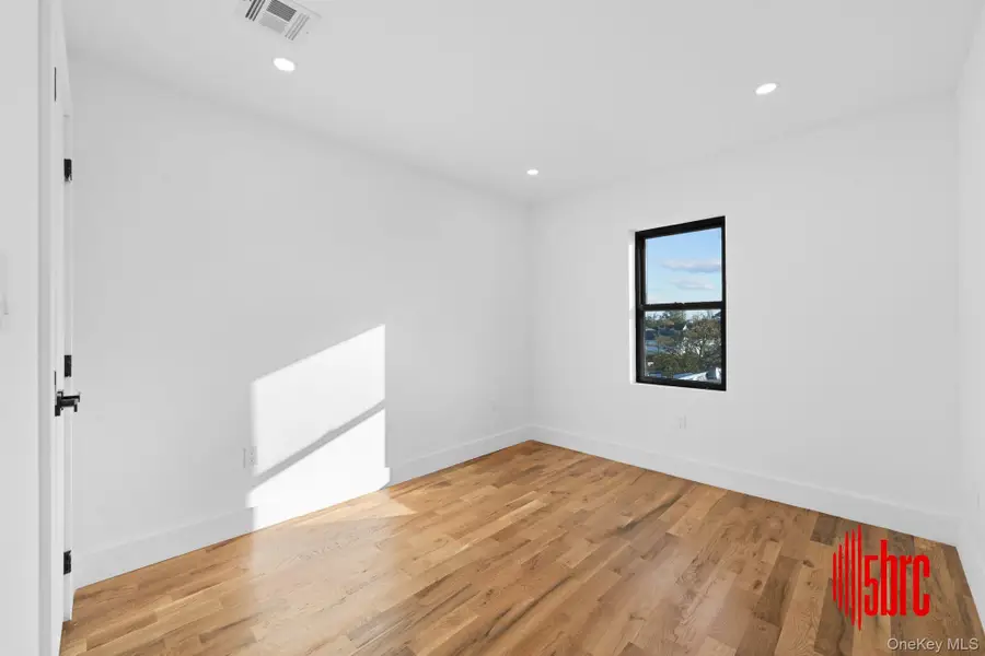 21836 133rd Road, Springfield Gardens, NY 11413 - Image #3