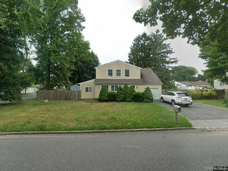 74 Bellwood Avenue, South Setauket, NY 11720 - Image #2