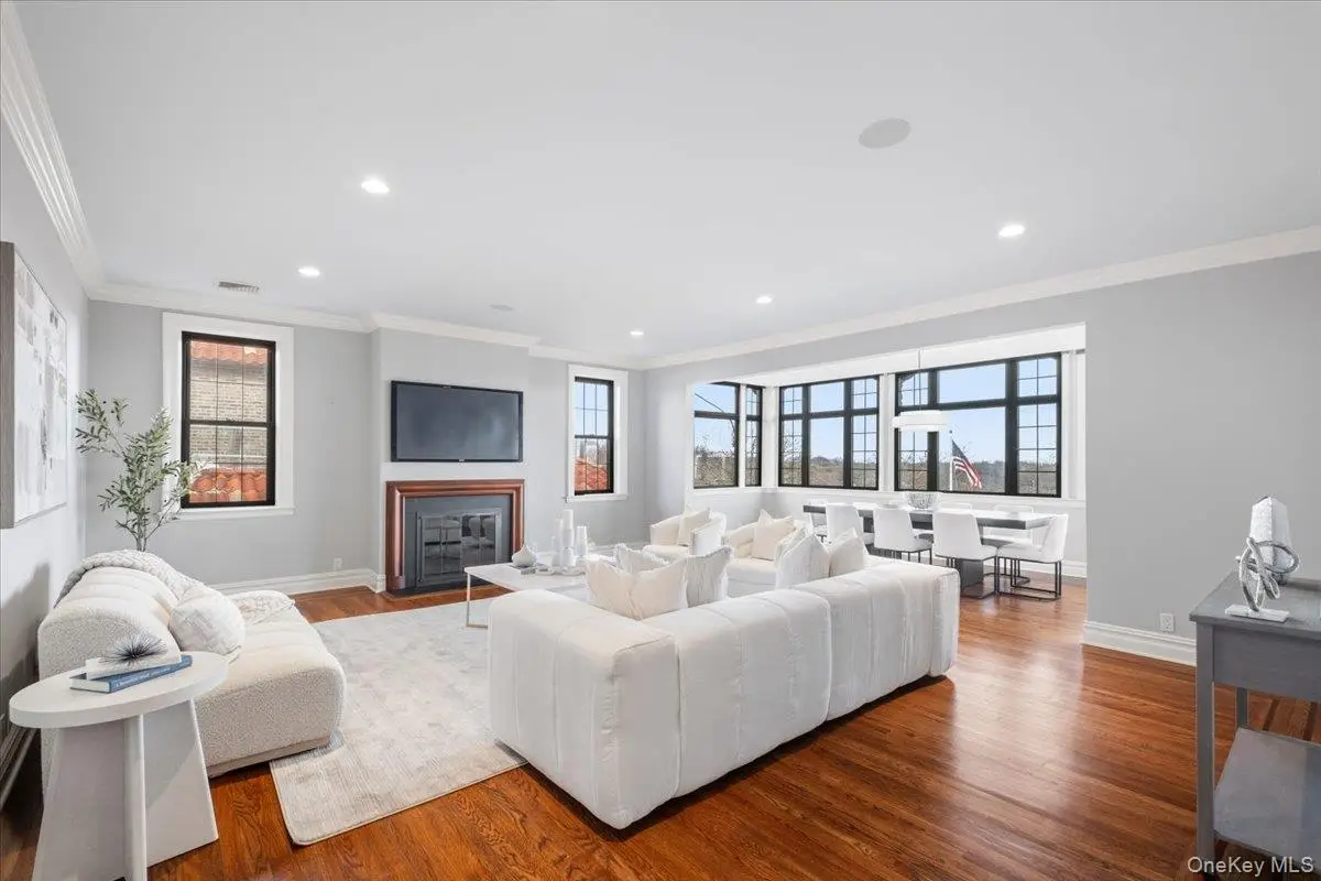 14 N Chatsworth Avenue #7H, Larchmont, NY 10538 - Image #1