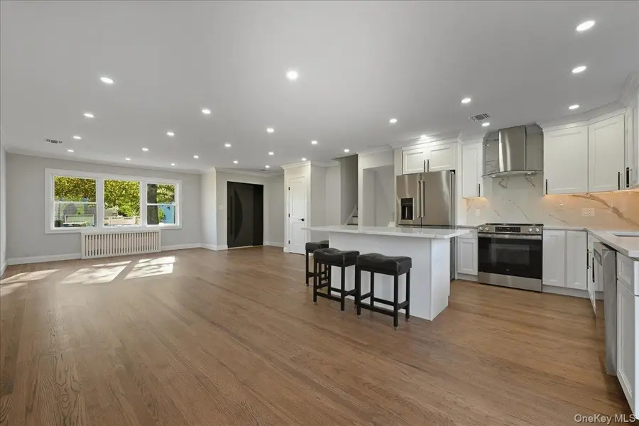 3715 Regent Lane, Wantagh, NY 11793 - Image #3