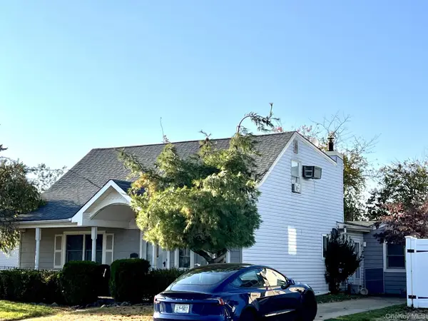 2341 Westley Road, Westbury, NY 11590