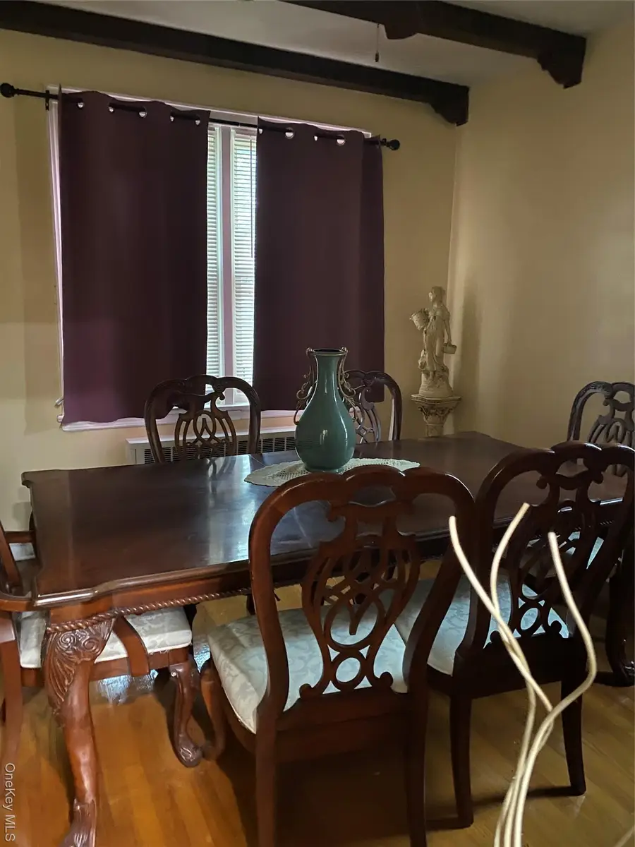 192 Beech Street, Valley Stream, NY 11580 - Image #3