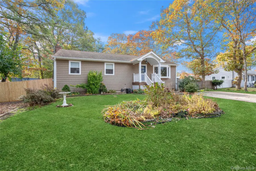 42 Fig Street, Central Islip, NY 11722 - Image #2