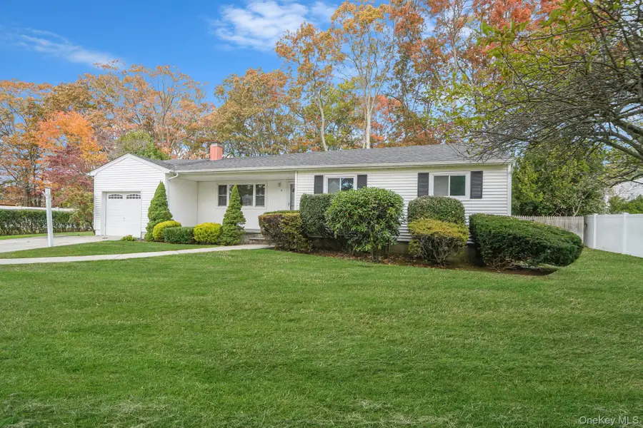 2 Garden Court, Port Jefferson Station, NY 11776 - Image #2